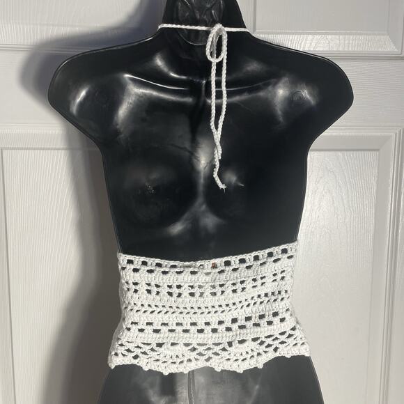 Delias Crochet Halter Top Women XXS White Floral Embroiderd Dolls Kill Festival - Picture 3 of 8